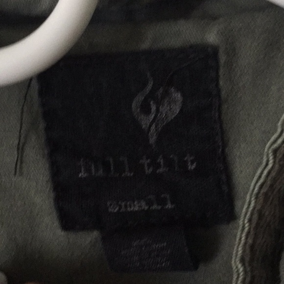 Army green jacket - Picture 2 of 2